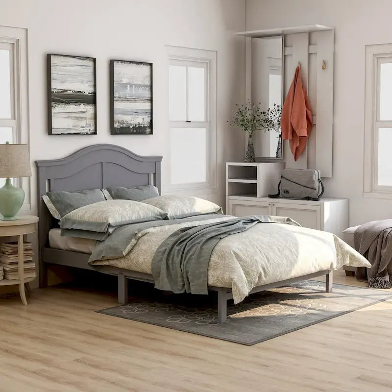 Traditional Curved Panel Headboard Solid Pine Platform Bed in White or Grey